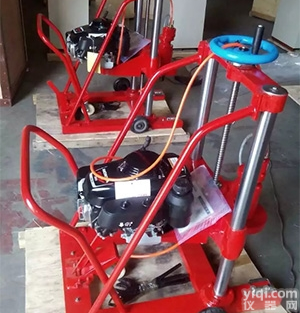 <em>沥青</em><em>路面</em><em>打孔机</em>