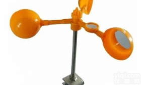 CZ-QNQ-F  多<em>镜面</em><em>驱鸟</em>器