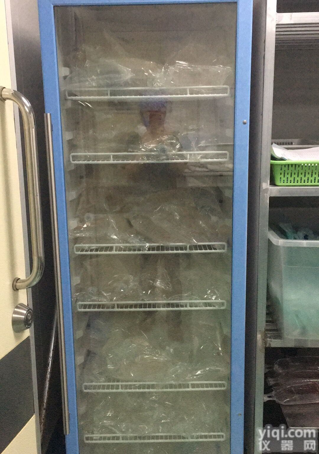 <em>泌尿外科</em>医用冲洗液恒温箱