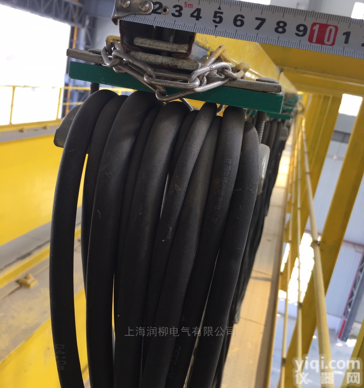 <em>电缆</em>滑触线<em>轨道</em>