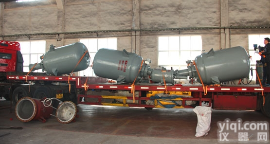 <em>耐高温</em>高压釜，304<em>不锈钢</em>导热油反应釜