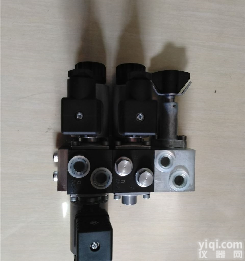 SWR1A7-UD-1-WG230-21  德国哈威单吊臂电磁<em>换向阀</em><em>现货供应</em>