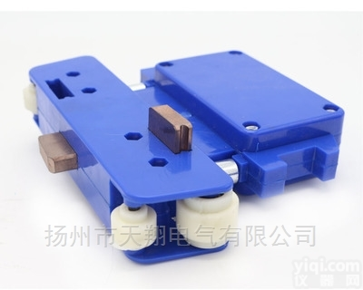 4极25<em>平方</em>100A龙门吊<em>滑触线</em>配件<em>管式</em>集电器