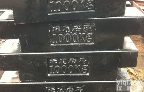 M1  方形<em>铸铁</em>1吨<em>砝码</em>/1000kg<em>方型</em><em>砝码</em>低价供应