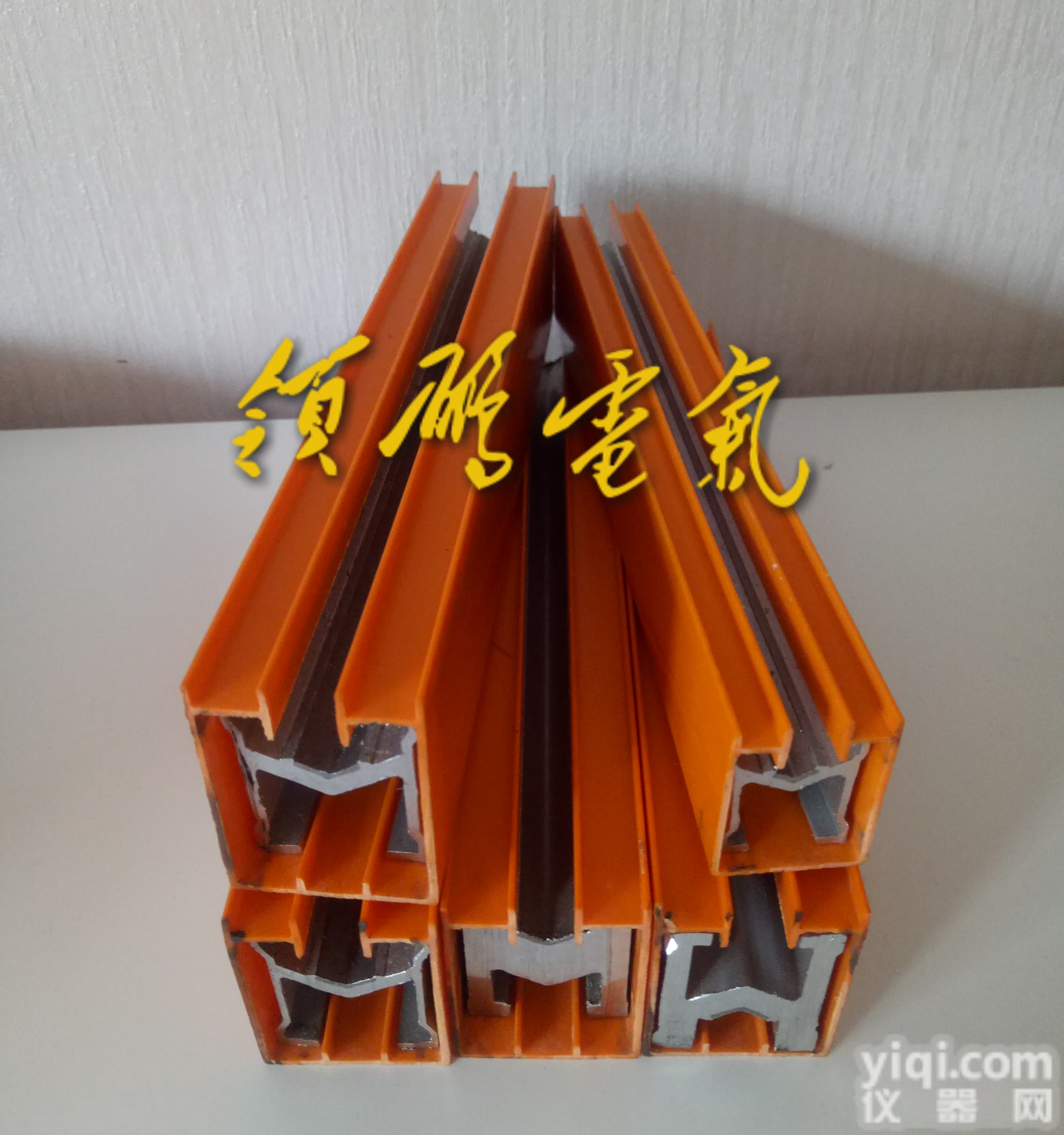 JDC-H型<em>单极</em><em>导线</em>式滑触线