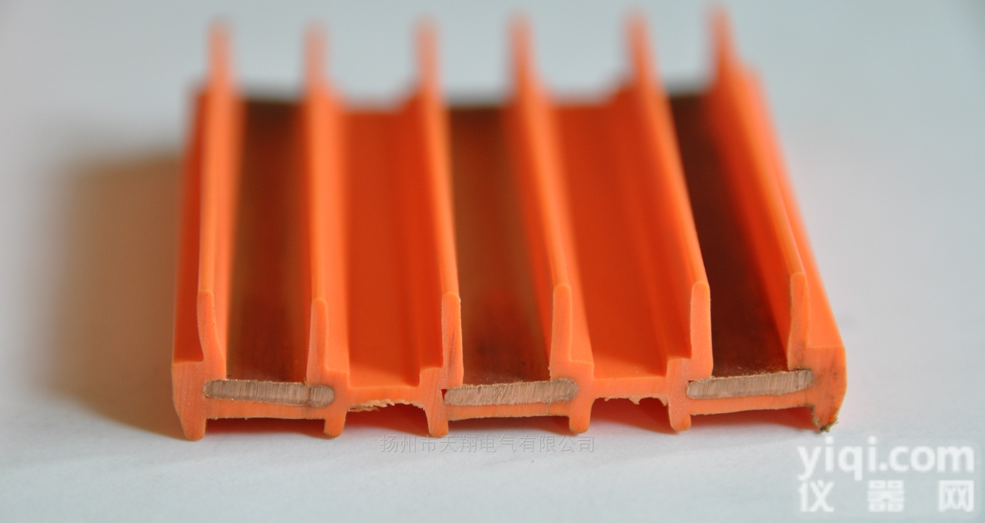 <em>TXHW</em>（DW）  TXWL-3极无接缝<em>滑触线</em>产品名称拉线器