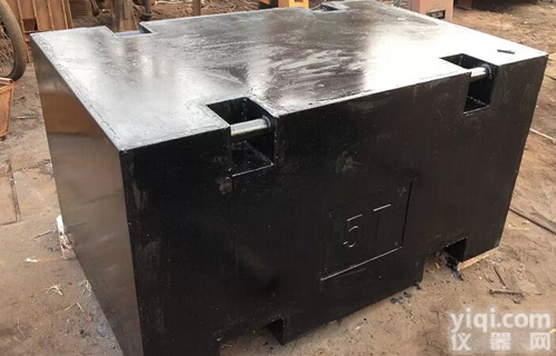 M1  <em>厂家促销</em>4吨4T4000kg配重块/配重铁<em>低价</em>批发