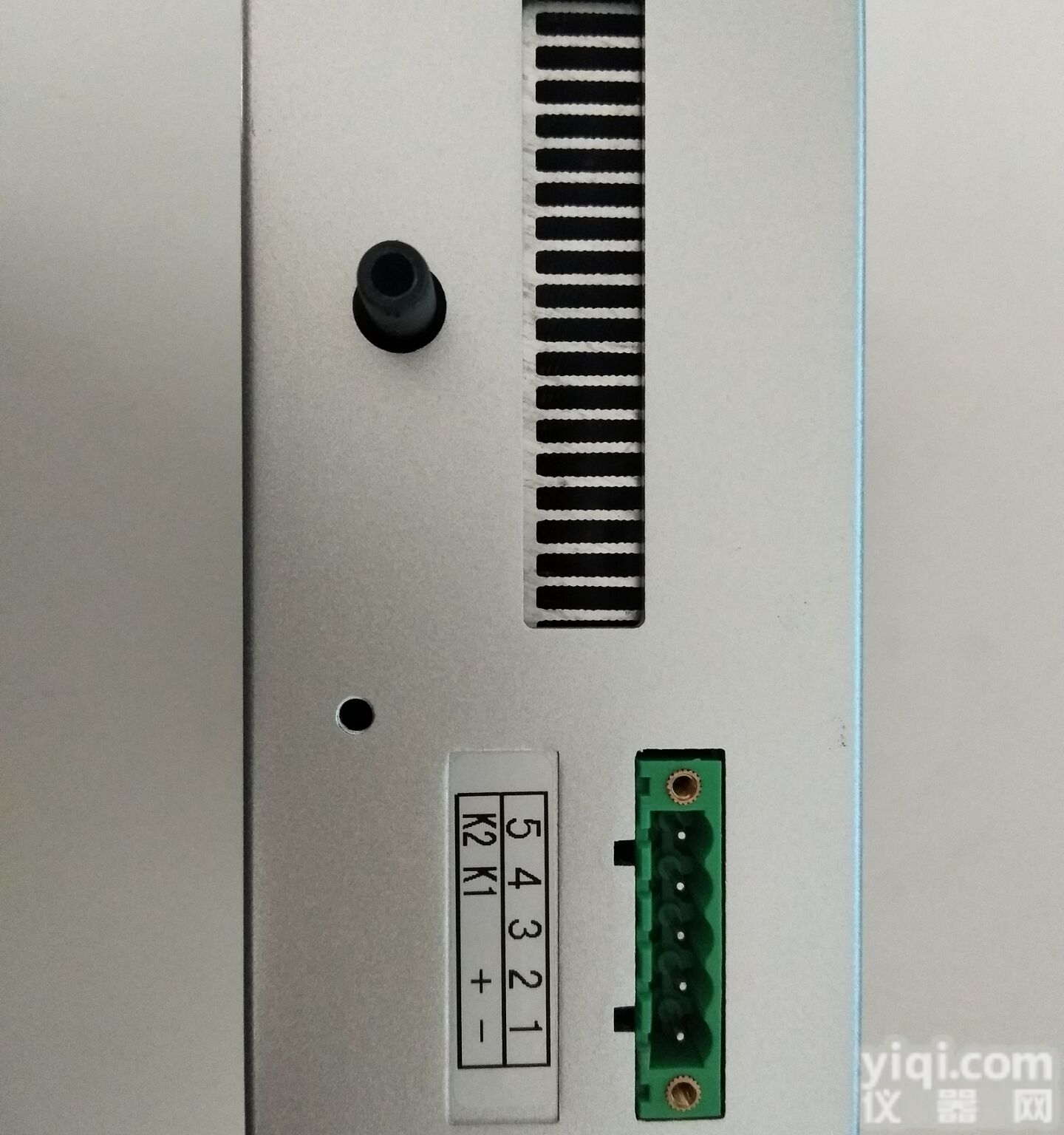 <em>配电柜</em><em>除湿</em>器解决<em>开关柜</em>凝露问题