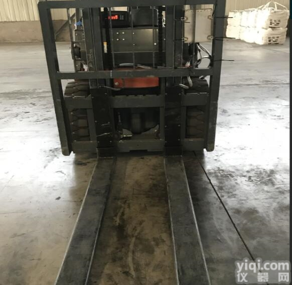 「<em>叉车</em><em>加装</em>称重」南京3吨柴油<em>叉车</em>装<em>电子秤</em>