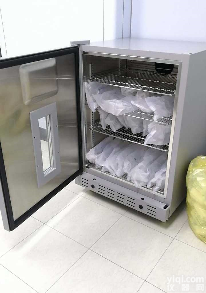 加温对比剂（<em>造影剂</em>）<em>恒温</em>箱