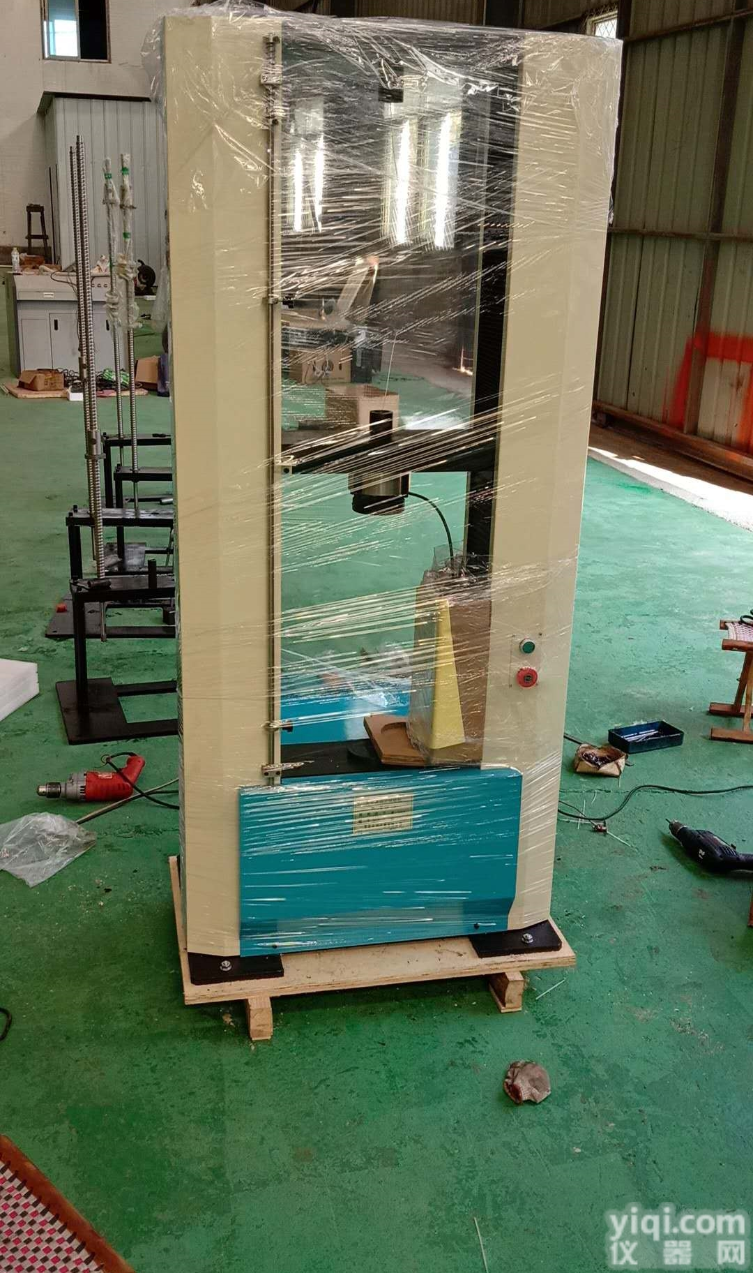 <em>万向</em>节<em>传动轴</em>扭转试验机是否打地台