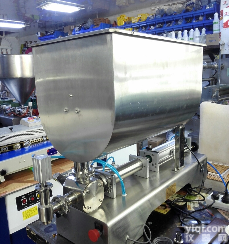 G1W300  郑州供应G1W300 <em>酱类</em>搅拌<em>灌装机</em>