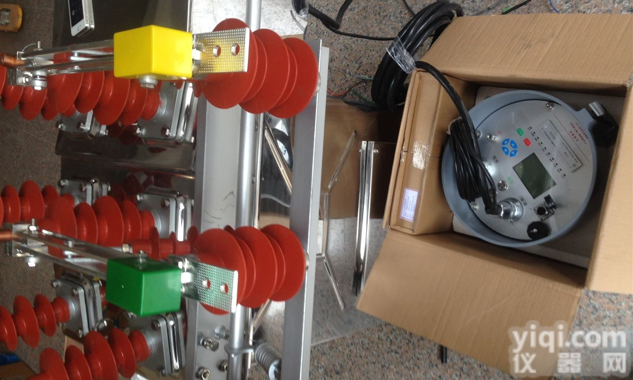 ZW8-12/<em>630</em>-20  ZW8-12/<em>630</em>手动带<em>隔离</em><em>刀闸</em>