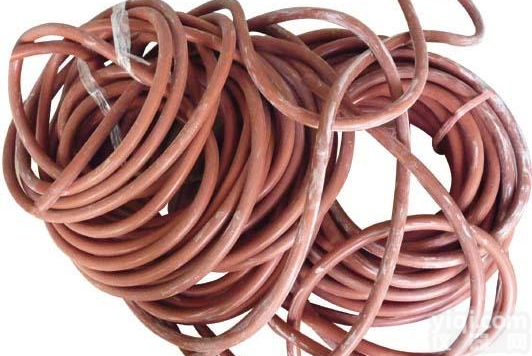 AGG  AGG<em>硅橡胶</em>高压拖地<em>电线</em>