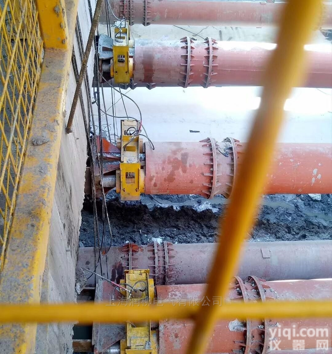 TDYG200-20  <em>一拖</em>四<em>同步</em>液压<em>千斤顶</em>