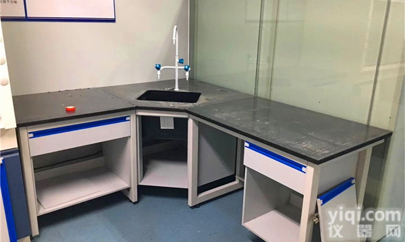 LUMI-SYT1206F  实验室H<em>型钢</em>木<em>实验台</em>生产安装