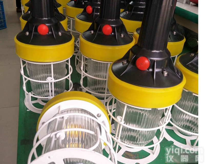 武汉厂家<em>BSX</em><em>手持</em><em>防爆</em>行灯<em>手持</em>白炽灯36V