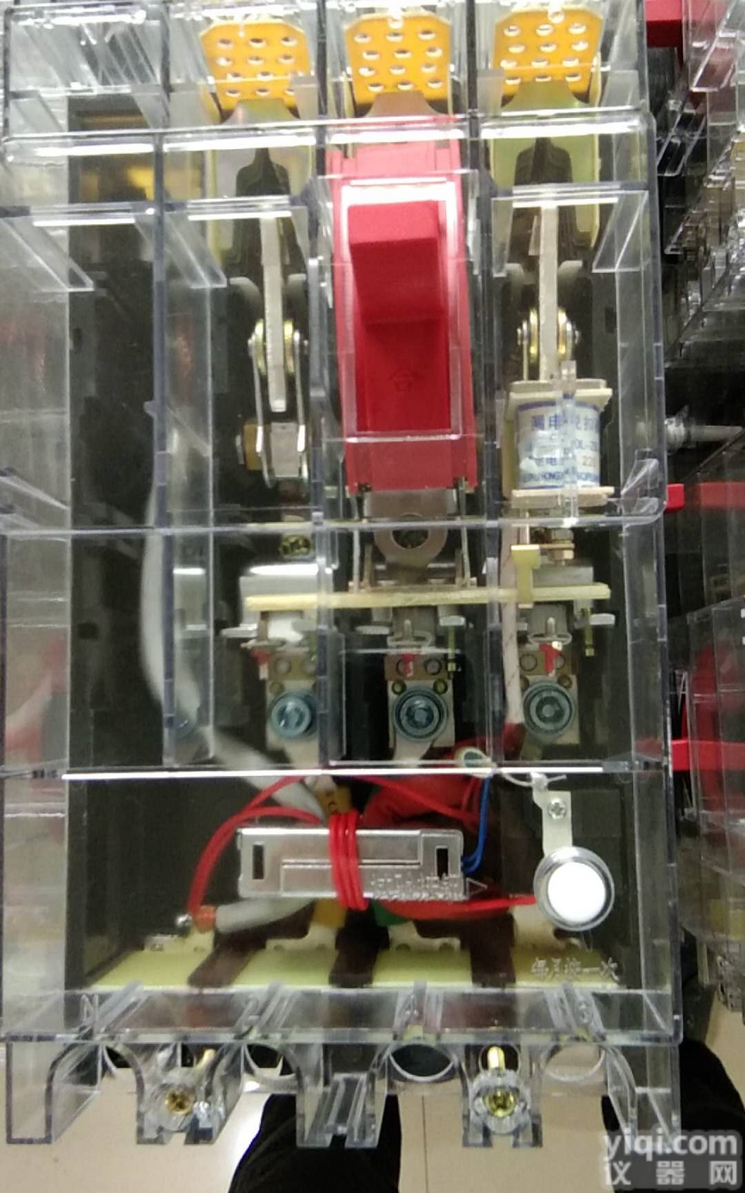 漏电<em>保护器</em><em>断路器</em>厂家正泰德力西天正环宇型