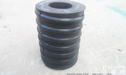 180x180x40  螺纹橡胶<em>复合弹簧</em>