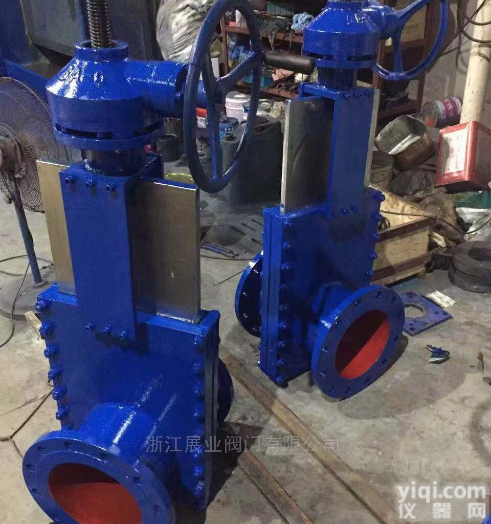 ZSK543H<em>伞齿轮</em>三<em>片式</em>耐磨<em>矿浆</em>阀