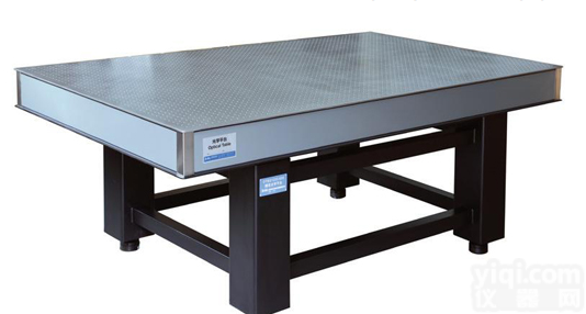 OTR系列<em>精密</em><em>阻尼</em><em>隔振</em><em>光学平台</em>