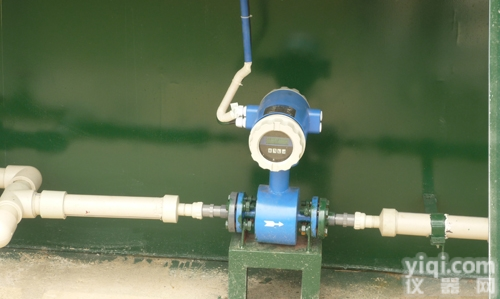 <em>电磁式</em>硫酸<em>流量计</em>