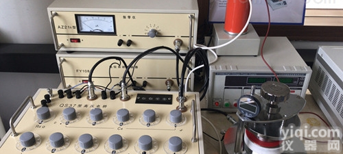 QS37  工频介电常数介质损耗测试仪