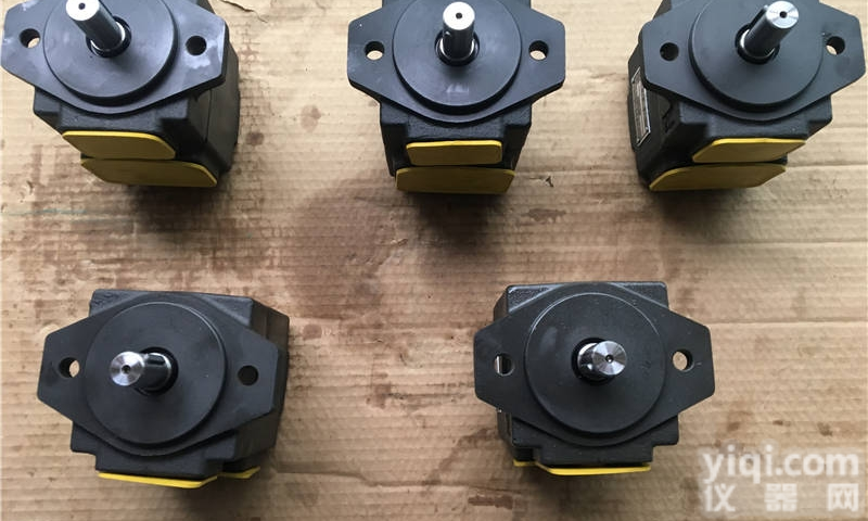 液压油泵<em>叶片</em>PV2R3-<em>100</em>