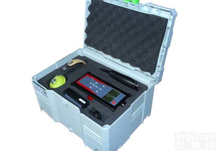 <em>多功能局部放电检测仪</em>