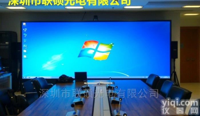 <em>报告厅</em>P2.5彩色LED电视大屏小<em>模组</em>拼装价格