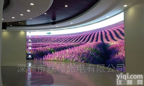 酒店宴会厅P2.5LED显示屏<em>清晰度</em>远超<em>液晶屏</em>