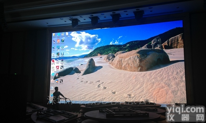 酒店大厅安装p2.5LED电子<em>大屏幕</em>价格<em>清单</em>