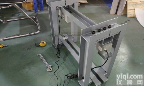 定制轨道嘉兴<em>屠宰</em>秤，2000kg定制<em>称重</em><em>屠宰</em>称