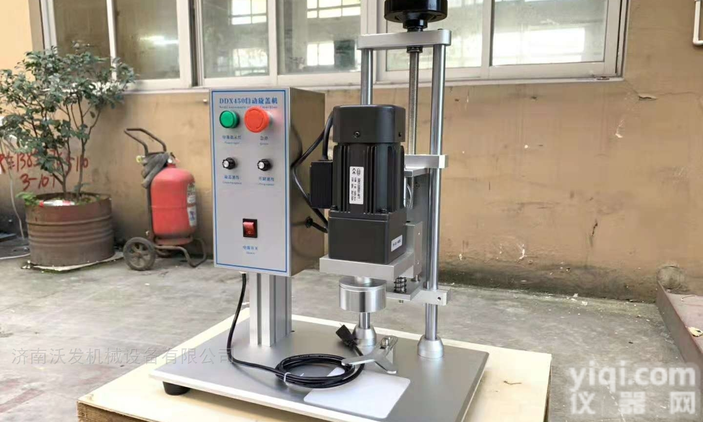 WF-ZKX  <em>半自动</em>机型wf 马口铁真空<em>旋盖机</em>