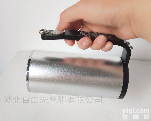GMD5101  GMD5101<em>手提式</em><em>探照灯</em>3*3W<em>充电式</em>移动工作灯
