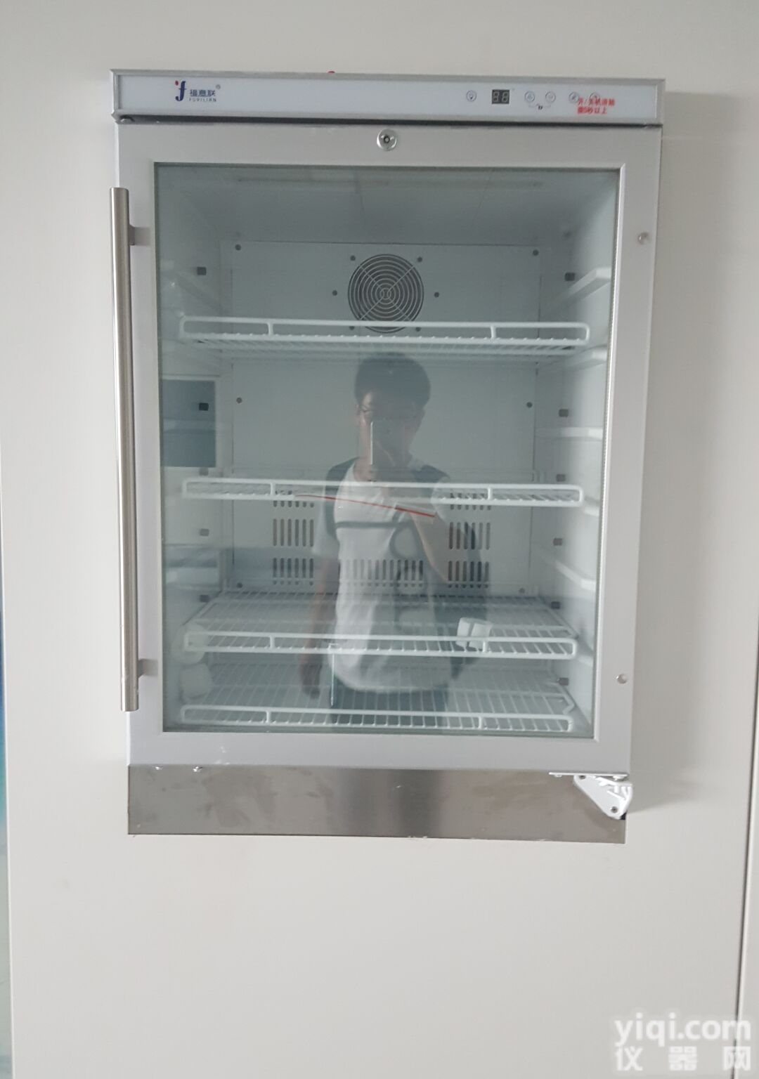 新建<em>手术室</em>用保<em>冷柜</em>