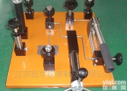 <em>压力表</em>校验<em>实验</em>台
