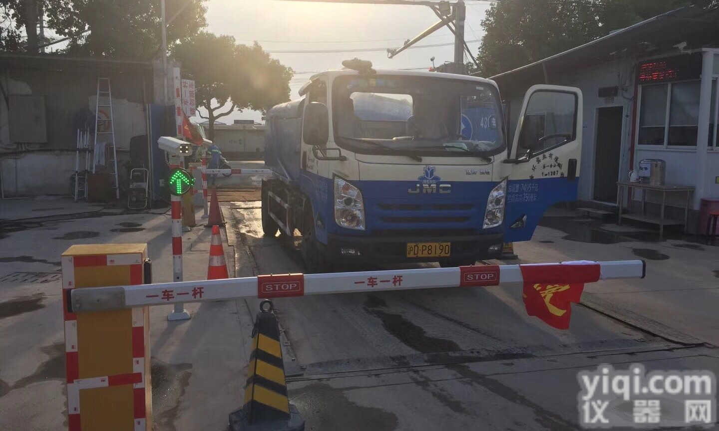 江西SCS-200吨  无人值守<em>地磅</em>安装，<em>开闸</em>过闸车Pai识别系统