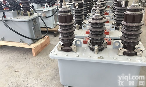 <em>三相</em>三线JLS-<em>10</em>油浸式高压计量箱