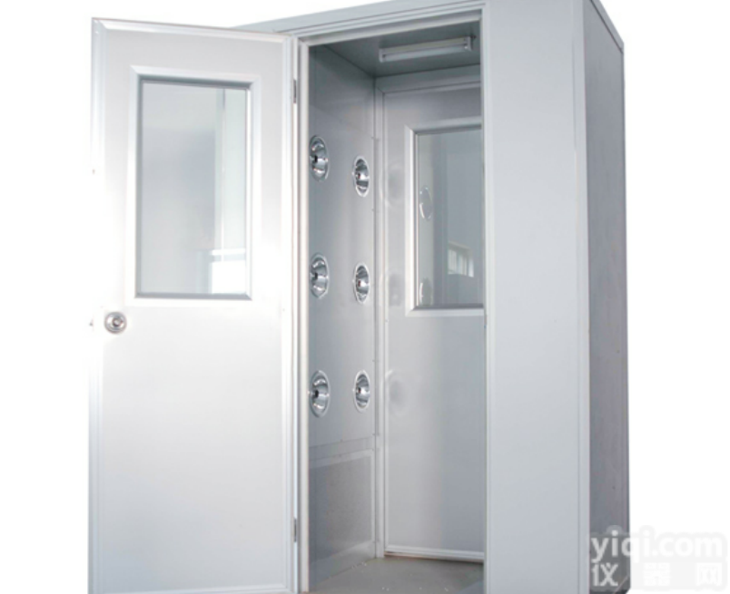 <em>风淋室</em><em>厂家</em>15581621516  长沙冷板喷塑<em>风淋室</em>  单人风淋门<em>厂家</em>