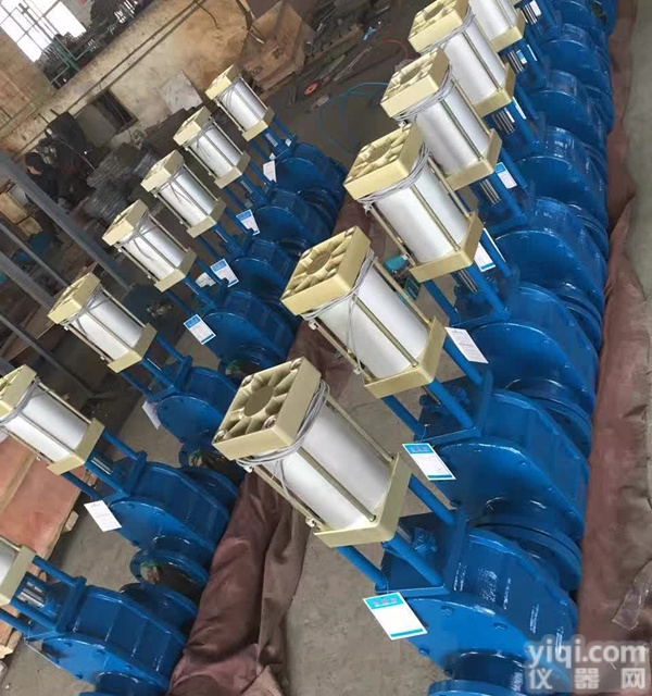 CWF-DN80  气动双阀板耐磨<em>闸阀</em>金属双<em>闸阀</em>（<em>平衡阀</em>）