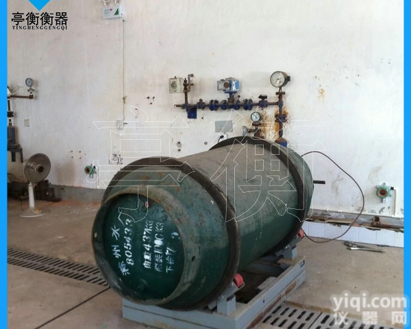 <em>称量</em><em>钢瓶</em>地<em>磅秤</em>|厂家直销SCS-2吨电子<em>钢瓶</em>秤