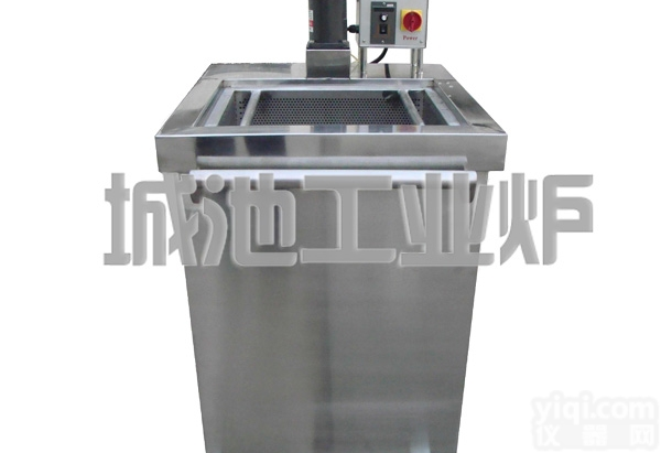 ZC  <em>城池</em>PaiZC小型移动<em>淬火</em>槽