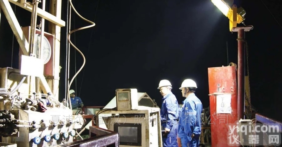 抛光间_130W<em>防爆</em>灯<em>LED</em><em>泛光灯</em>