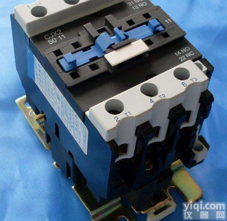 <em>140AMM09000</em>  <em>施耐德</em>  PLC控制<em>模块</em><em>140AMM09000</em>