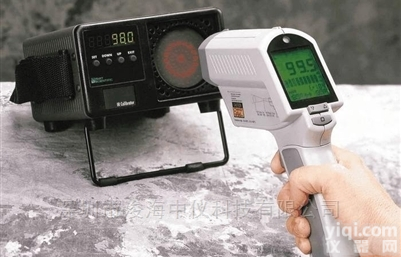 Fluke 9133 红外温度校准器