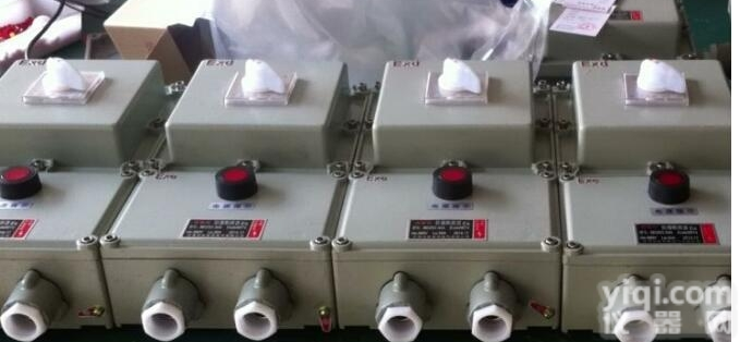 BDZ  铝合金32A/2P壁挂式<em>隔爆型</em><em>防爆</em><em>断路器</em>