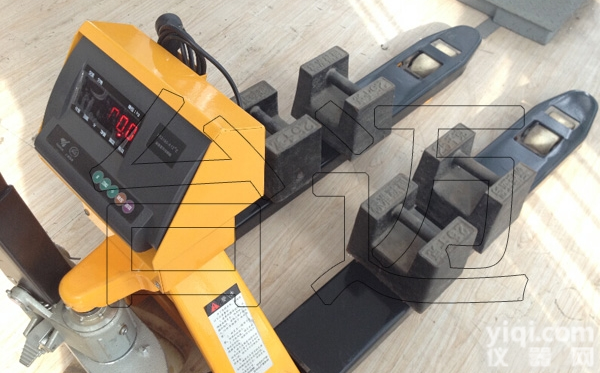 1500kg带打印叉车秤/1吨<em>地牛</em><em>电子秤</em>生产<em>厂家</em>