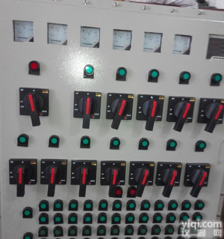 BXX53  <em>壁挂</em>式<em>锅炉</em>间防爆检修电源箱