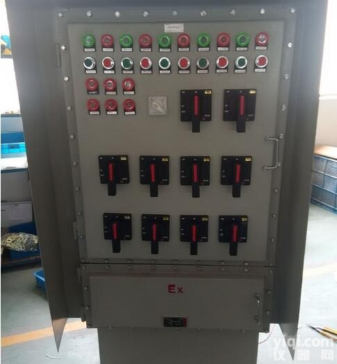 BXS  5.5KW防爆<em>正泰</em><em>变频器</em>控制柜